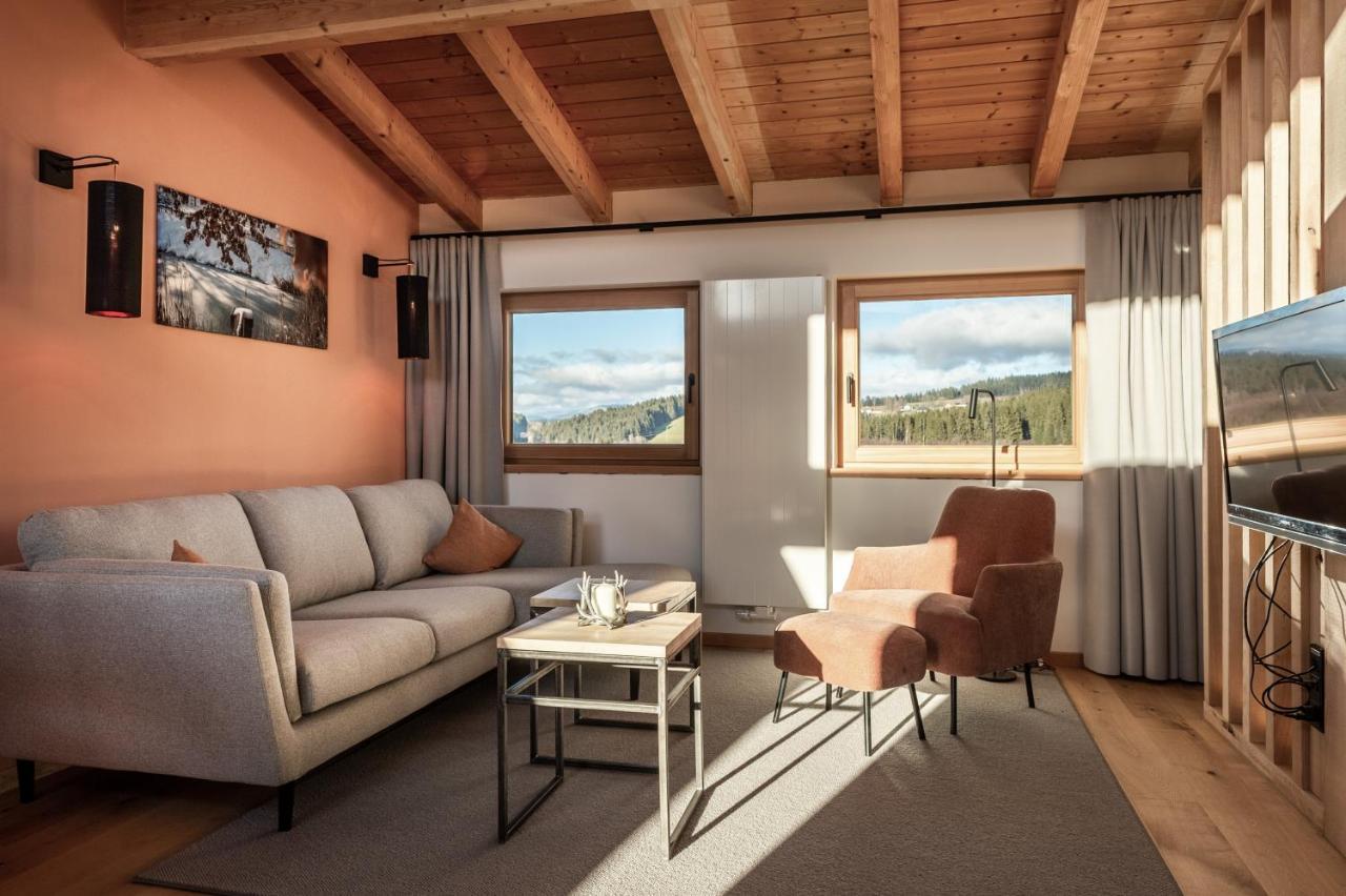 Forstgut - Premium Waldchalets Und Lodge Suiten Regen Exterior photo